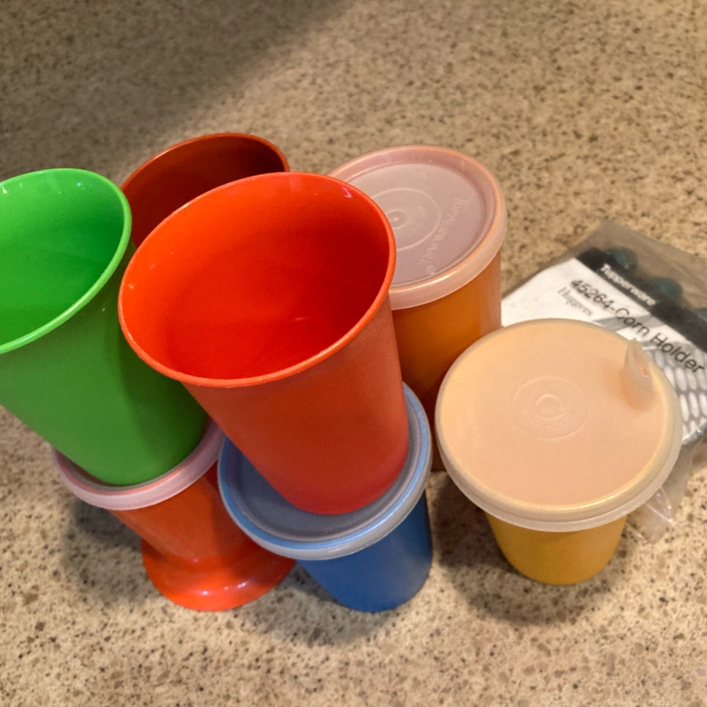 Vintage Tupperware Cups / Lids